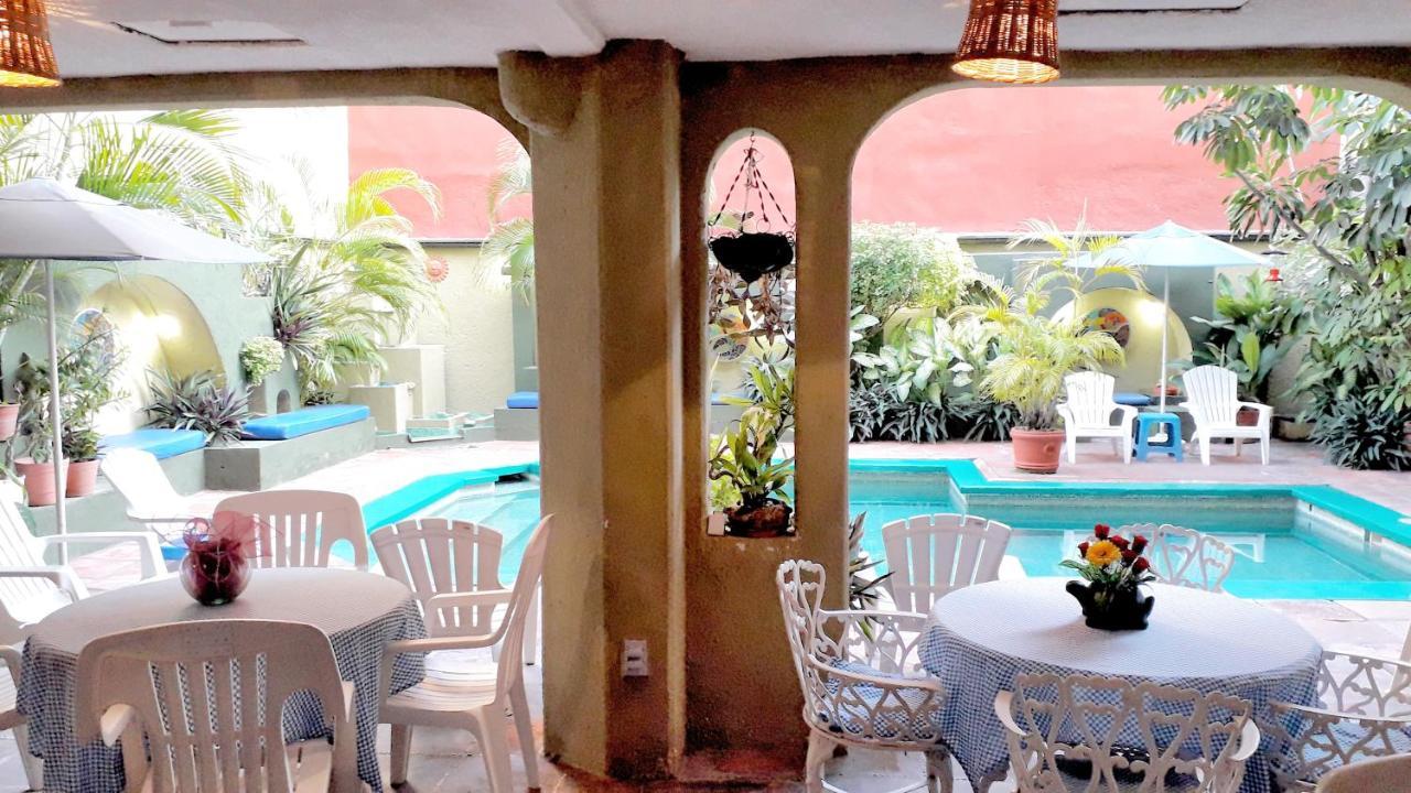 Solimar Inn Suites Zihuatanejo Extérieur photo