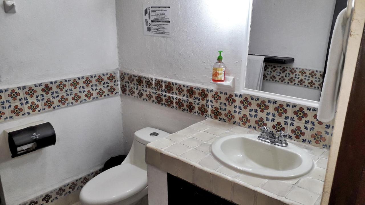Solimar Inn Suites Zihuatanejo Extérieur photo