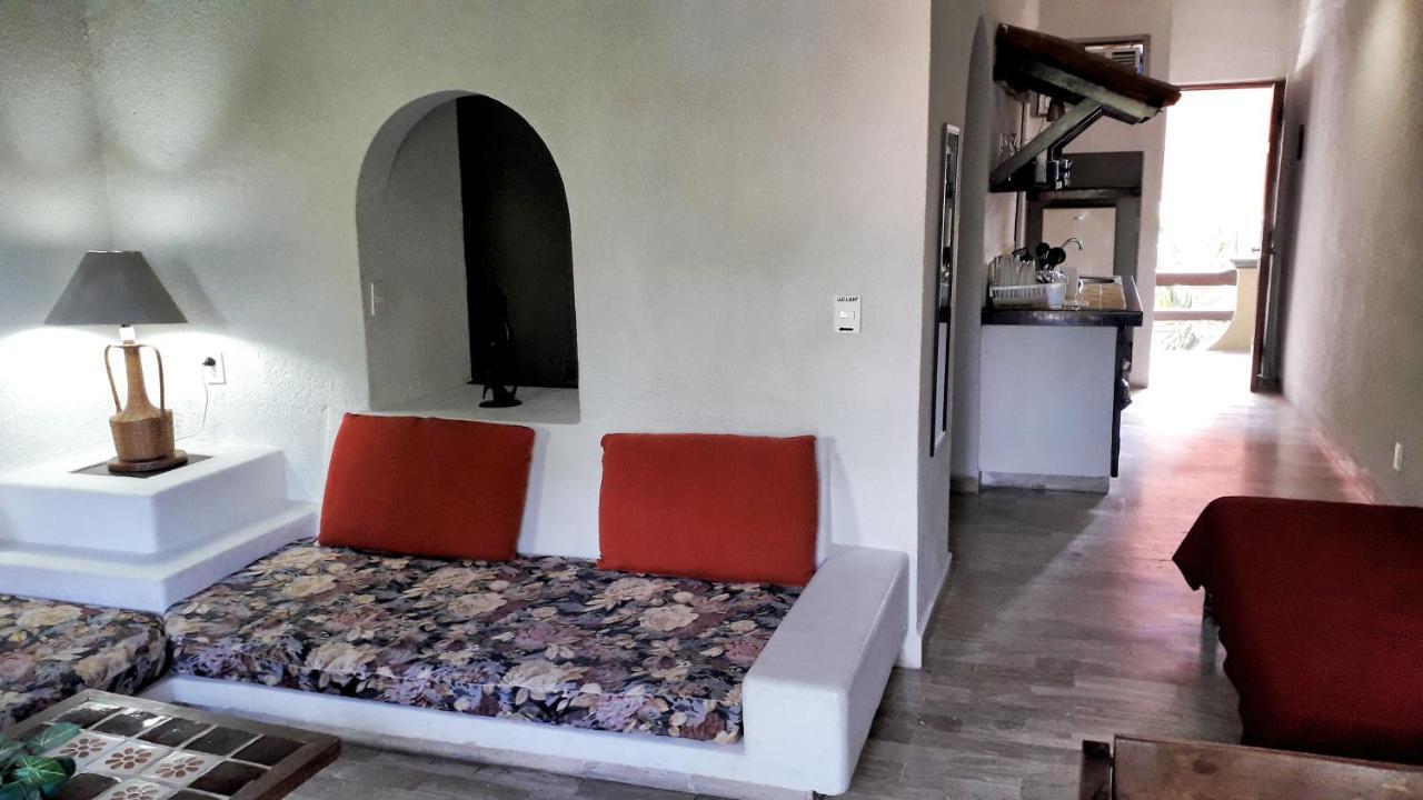 Solimar Inn Suites Zihuatanejo Extérieur photo