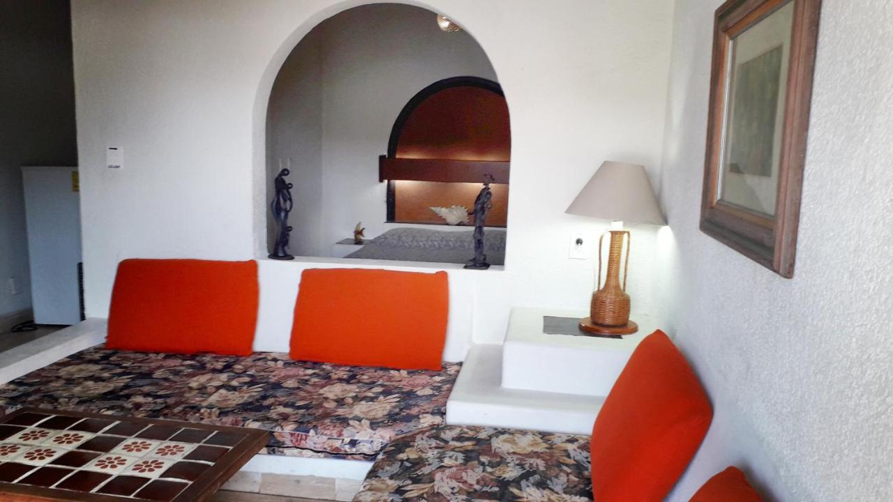 Solimar Inn Suites Zihuatanejo Extérieur photo