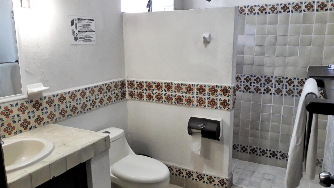 Solimar Inn Suites Zihuatanejo Extérieur photo