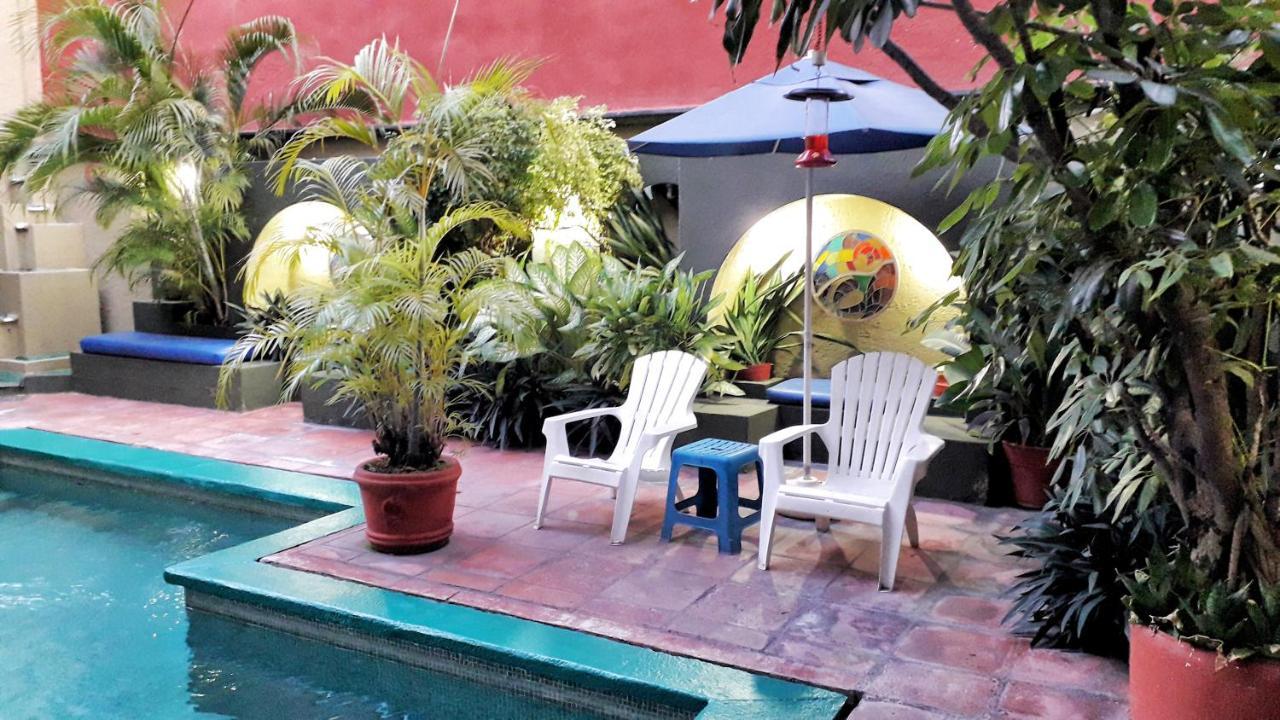 Solimar Inn Suites Zihuatanejo Extérieur photo
